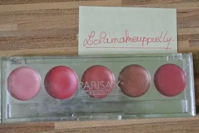 Pallette de rouges à lévres, ParisAx