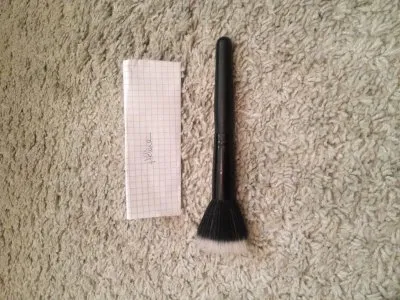 Pinceau Stipple, Elf