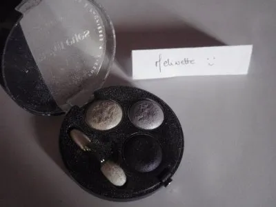 Fard à paupières, Bourjois