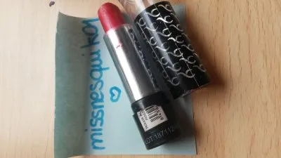 Rouge à levres, Vera valenti