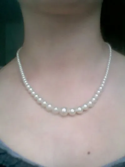 collier, Inconnue