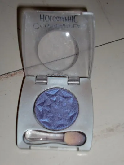Fard à paupières, L'Oréal