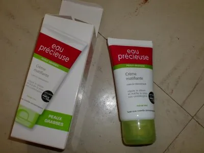 Creme Matifiante anti acné, Eau précieuse
