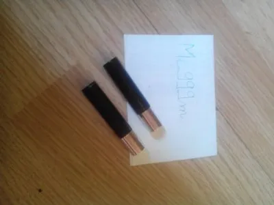 Mascara noir, ParisAx