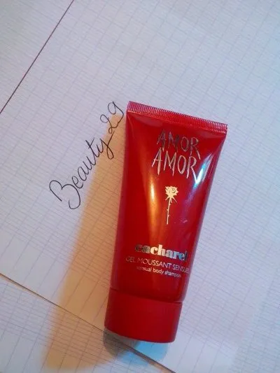 Gel moussant sensuel, Cacharel