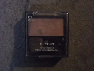 Fard à paupières, Revlon