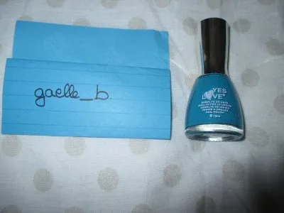 Vernis bleu, Yes Love