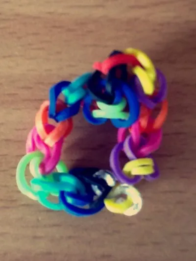 bracelet multicouleur, taille unique., Fat main