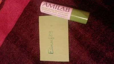 Baume à lèvres, Amilab
