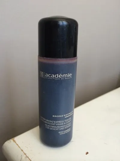 Bronz express, Académie scientifique de beauté