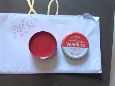 Lip therapy, Vaseline
