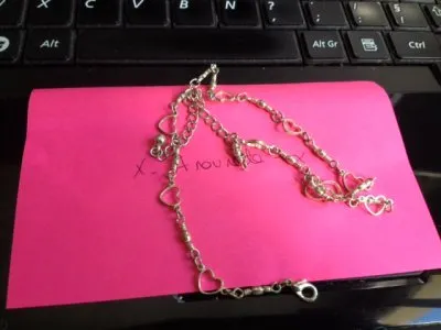 Collier, Inconnue