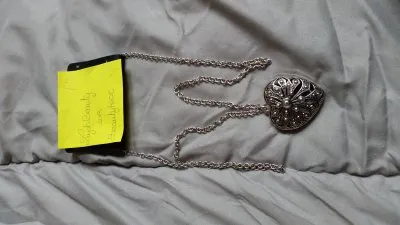 collier, Oopia