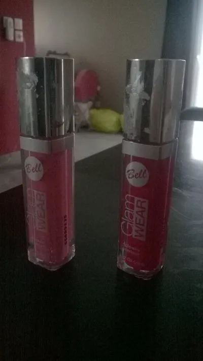 glam wear, Bell