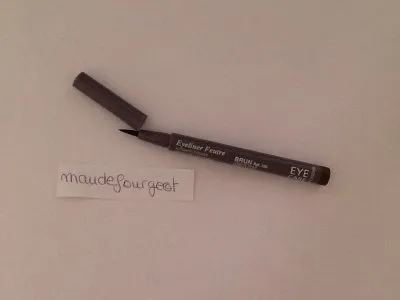 Eyeliner feutre, Eye care