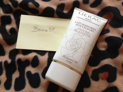 Lierac Lait sensoriel aux 3 fleurs irrise, Liérac