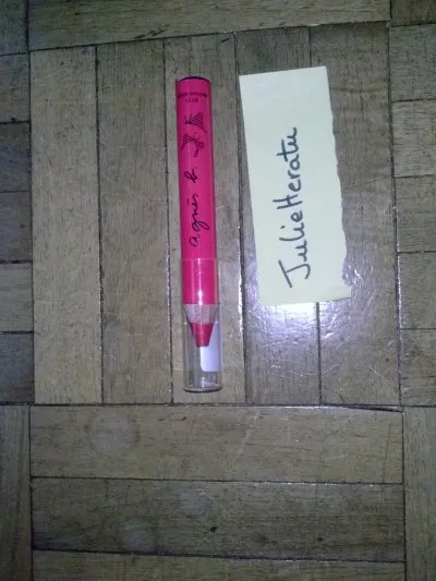 Crayon à lèvres, Agnès b.