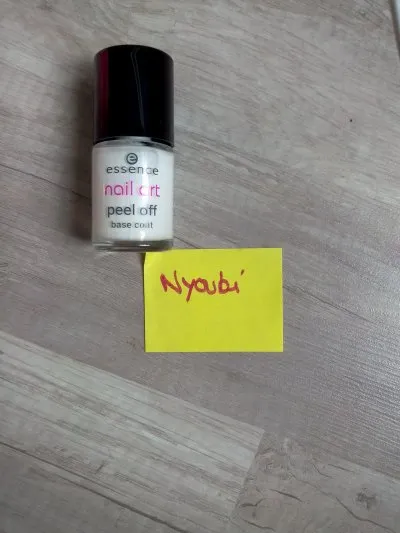 Vernis nail art peel off, Essence
