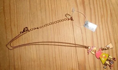 Collier Fantaisie, Pilgrim