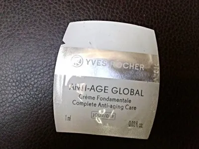 Anti age global, Yves Rocher