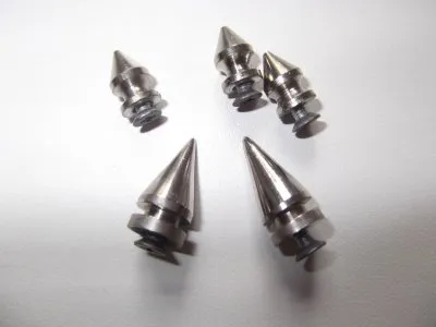 clous metal customisation, Inconnue
