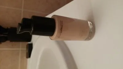 Fond de teint, MAC Cosmetics