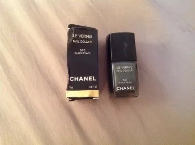 Vernis Chanel black pearl, Chanel