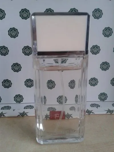 Dahlia noir, Givenchy