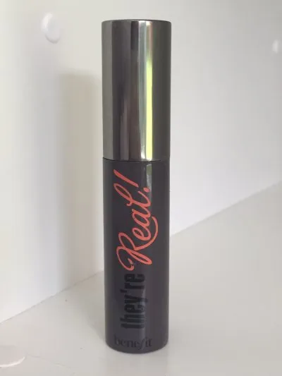 Mascara they're real, Benefit