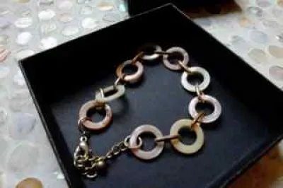 Bracelet, Inconnue