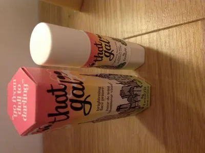 That Gal, Benefit