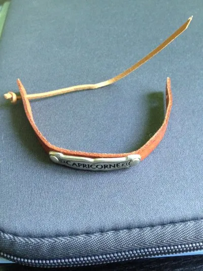 bracelet capricorne, Inconnue