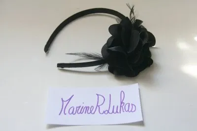Serre tête noir à fleur, Bijoux Brigitte