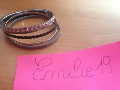 Bracelets, Inconnue