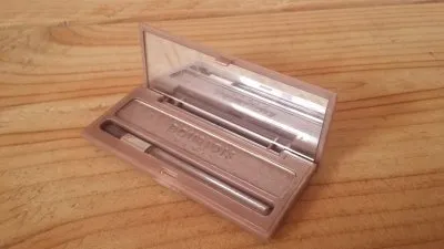 Fard à paupières, Bourjois