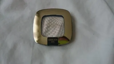 Fard à paupières, L'Oréal