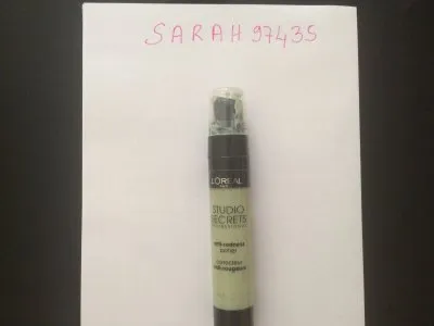 Correcteur anti rouges, L'Oréal