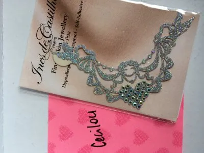 Bijou de peau, Ines de Castilho