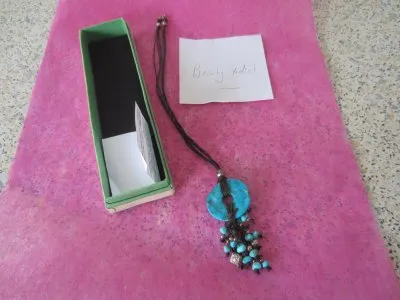 COLLIER, Inconnue