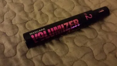 mascara 2 en 1, Inconnue