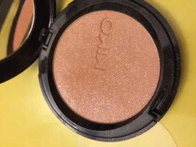 Poudre bronzante, KIKO