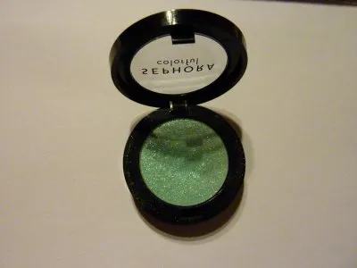Ombre à paupière bleu clair n°06, Sephora