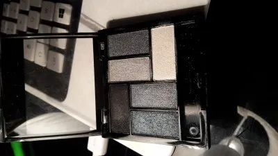 palette noir, Inconnue