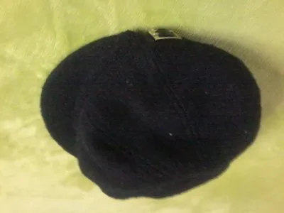 casquette noire, Inconnue