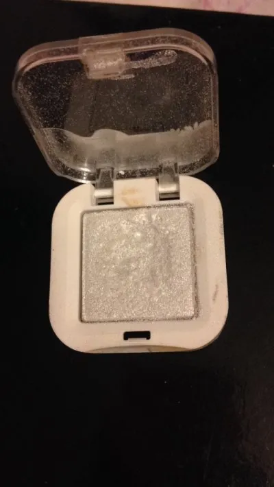 Fard à paupières, Maybelline