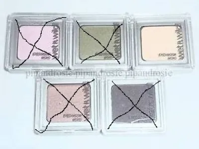Poudre beige, Markwins International