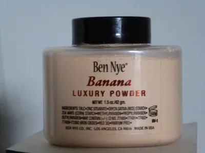 poudre ben nye Luxury, Banana
