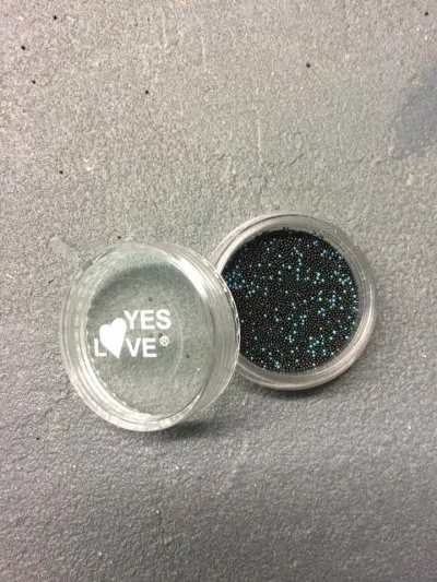 perles caviar pour ongles, Yes Love