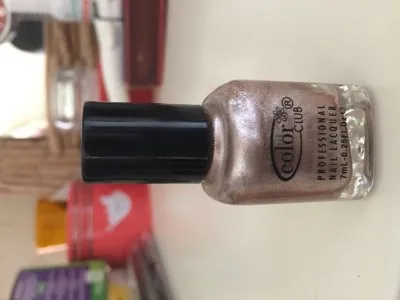 Put a pin in it, Color Club