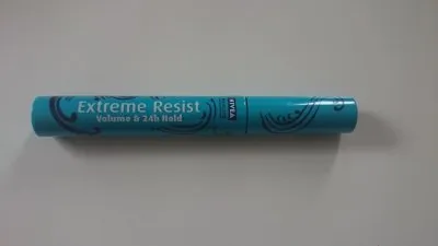 Mascara violet, Nivea